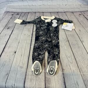 Burt’s Bees Spiderweb Baby Footie